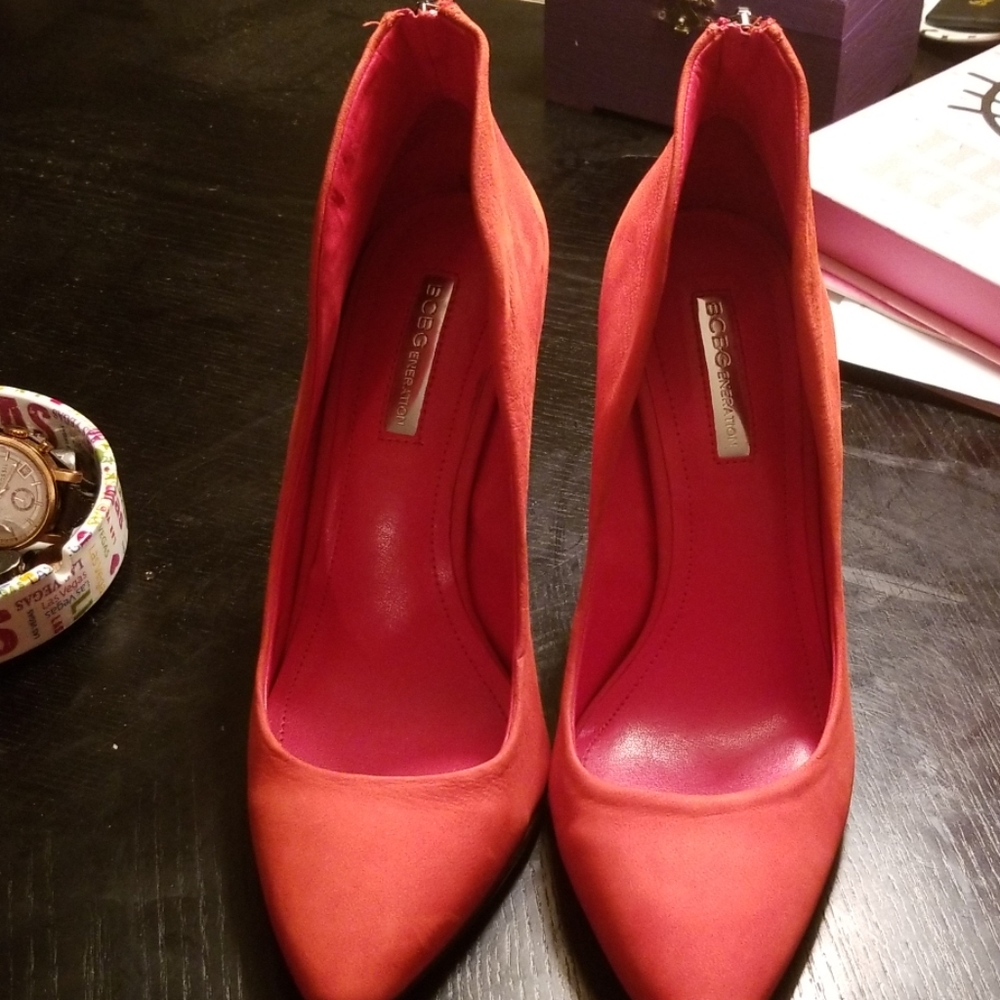 BCBG pumps. Brand new.